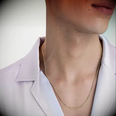 Mejuri box chain necklace gift for husband. 