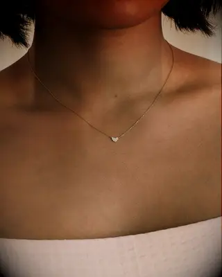 Dainty heart necklace for 10 year anniversary