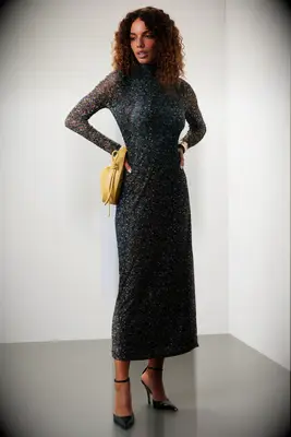 Clothing rental subscription for the perfect gift