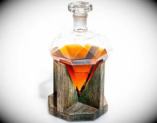 Diamond-shaped decanter from Etsy