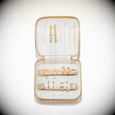 Monogrammed jewelry case from Mejuri