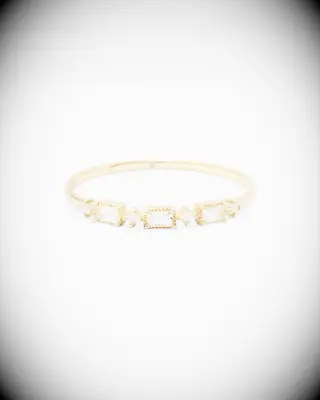 Gold ring with topaz and white diamond stones