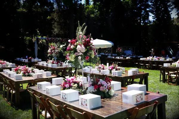 garrett clayton wedding picnic 