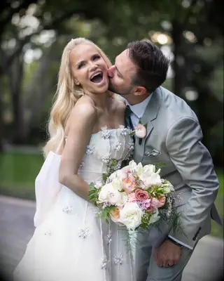 Krisin Chenoweth and Josh Bryant