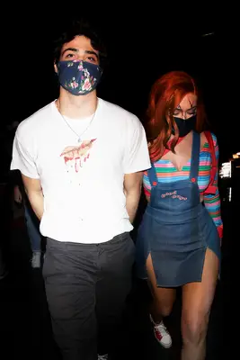 Anastasia Karanikolaou and Noah Centineo as Chucky and Chucky