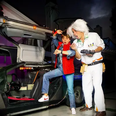 Sarah Hyland and Wells Adams as Marty McFly and Dr. Emmett Brown