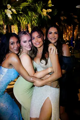 Hannah Ann with Bachelor stars Tayshia, Amanda and Andi at her wedding