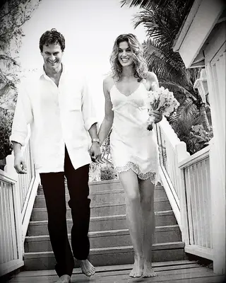 Cindy Crawford and Rande Gerber tie the knot