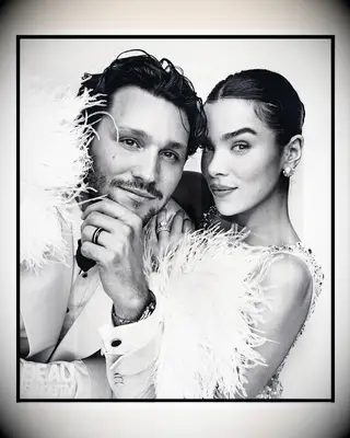 Josh Allen and Hailee Steinfeld