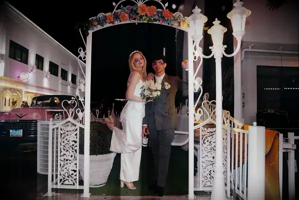 Joe Jonas e Sophie Turner finiscono ufficialmente il loro matrimonio