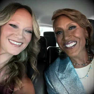 Selfie of Robin Roberts and wife Amber Laign