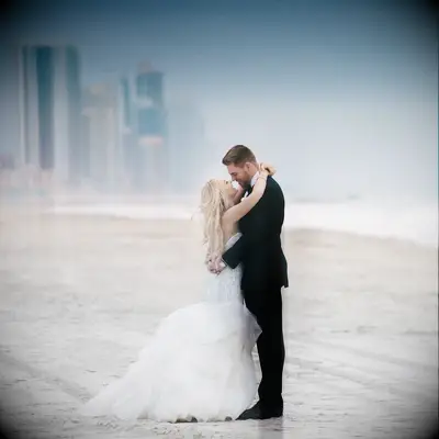 Freddie Freeman and wife Chelsea on their wedding day