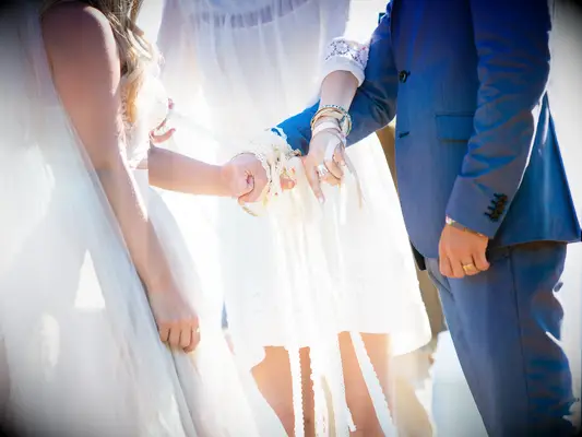 Vanessa Ray and Landon Beard