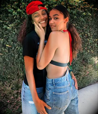 Outer banks actress Madison Bailey with girlfriend Mariah Linney