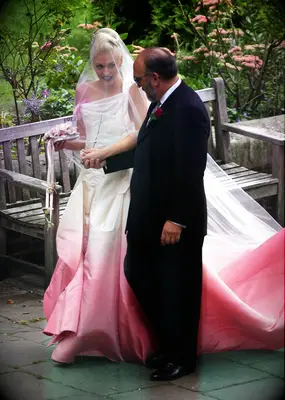 gwen stefani wedding dress gavin rossdale