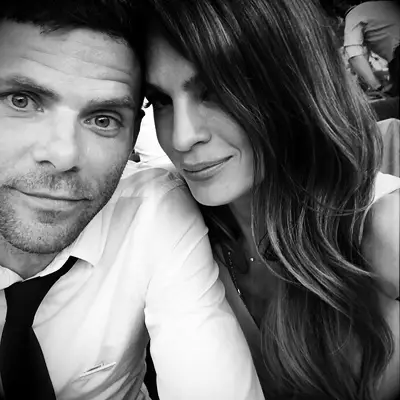 Mikey Day est-il marié? Dans son histoire d'amour de 10 ans avec Paula Christensen