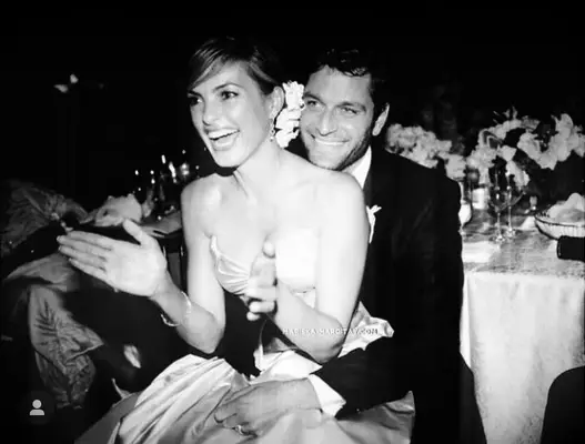 Mariska Hargitay and Peter Hermann at wedding 
