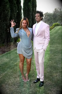 Beyonce and Jay-Z on their anniversary. 