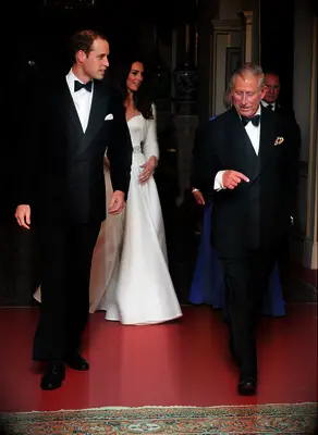 kate middleton dress prince william evening reception