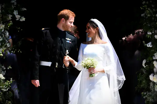 meghan markle wedding dress and prince harry 