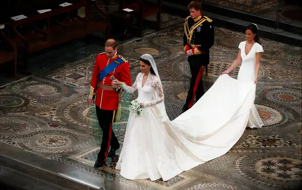 kate middleton wedding dress