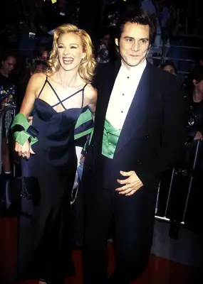 Jim Carrey and Lauren Holly