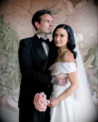 Demi Lovato and Jutes