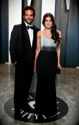 Idina Menzel with her husband Aaron Lohr at the 2020 Oscars