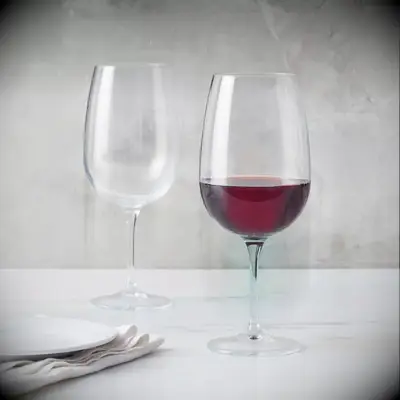 Bistro Red Wine Glasses rehearsal dinner decor