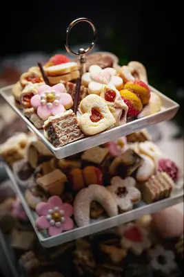 Assorted cookie tray