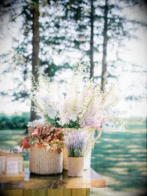 Bouquet bar for bridal shower