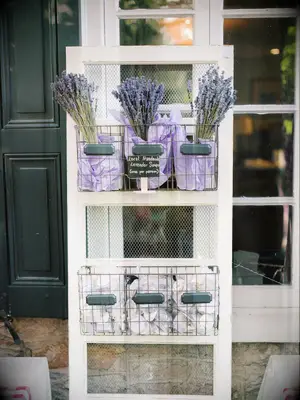 Dried lavender favor display
