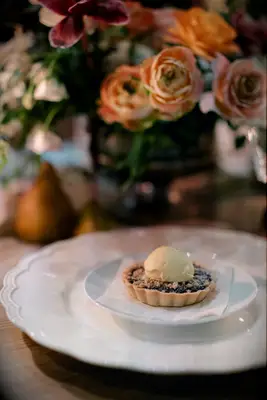 Mini tart with ice cream idea for a bridal shower. 