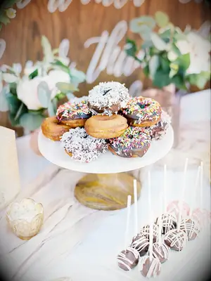 Mini donut idea for bridal shower. 