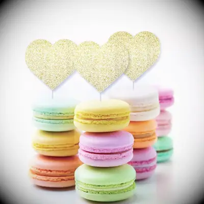 Heart-shaped cupcake toppers for your engagement party