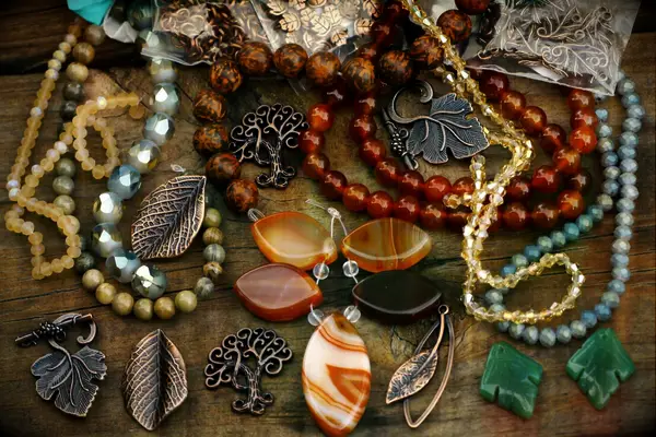 Jewelry making competition bridal shower game