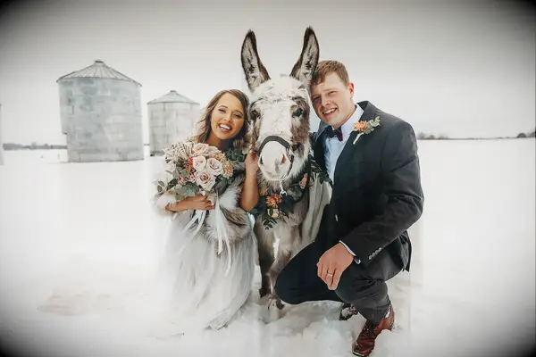 Winter wedding with beer donkey