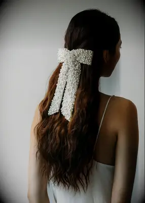 Pearl bow barrette