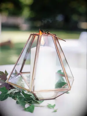 how to honor loved one at wedding candle in gold geometric terrarium 