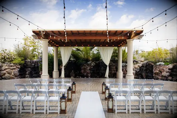 Union Brick all-inclusive wedding venue