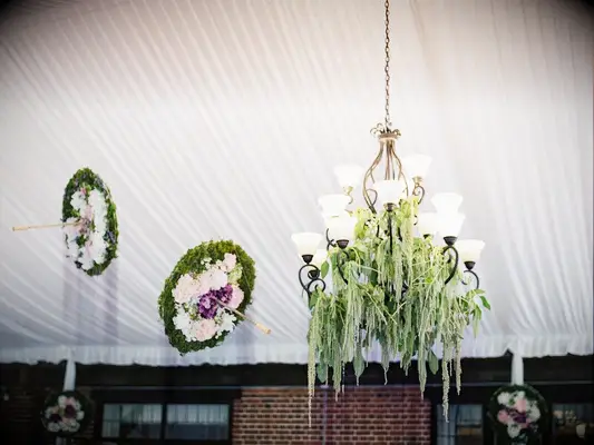 alice in wonderland wedding ideas hanging greenery