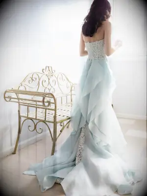 alice in wonderland wedding blue form fitting gown
