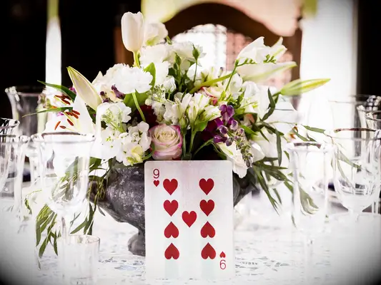 alice in wonderland wedding ideas playing card centerpieces