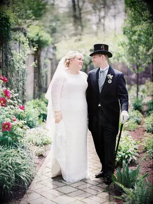 alice in wonderland wedding ideas mad hatter outfit