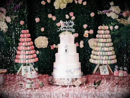 alice in wonderland cake topper