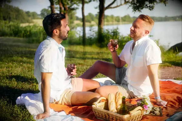 Cheap Things for Couples to Do