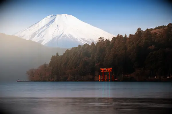 Red torii gates with Mt. Fuji and Hakone in Kanagawa of Japan 