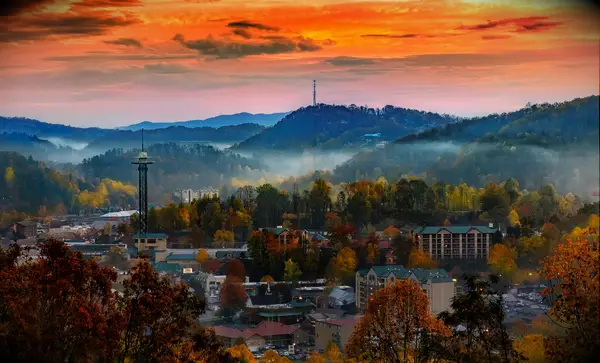 Sunrise over Gatlinburg skyline