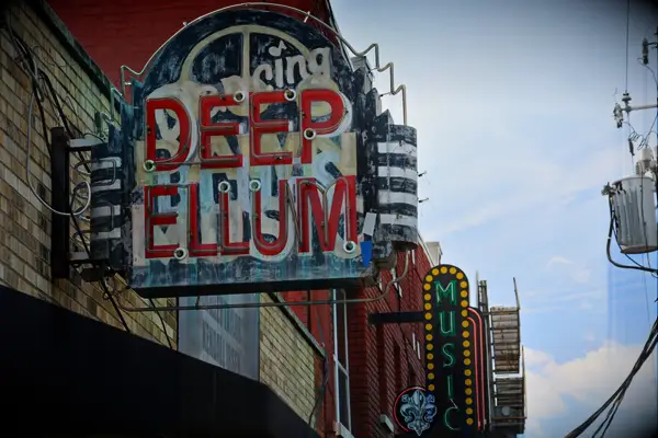 Dallas Bachelorette Party Spot - Deep Ellem District in Dallas