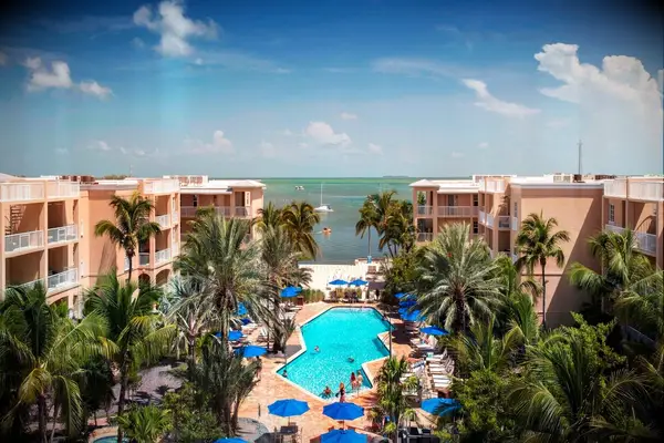 Best Hotels in Key West for a BacheloretteParty - Key West Marriott Beachside Hotel